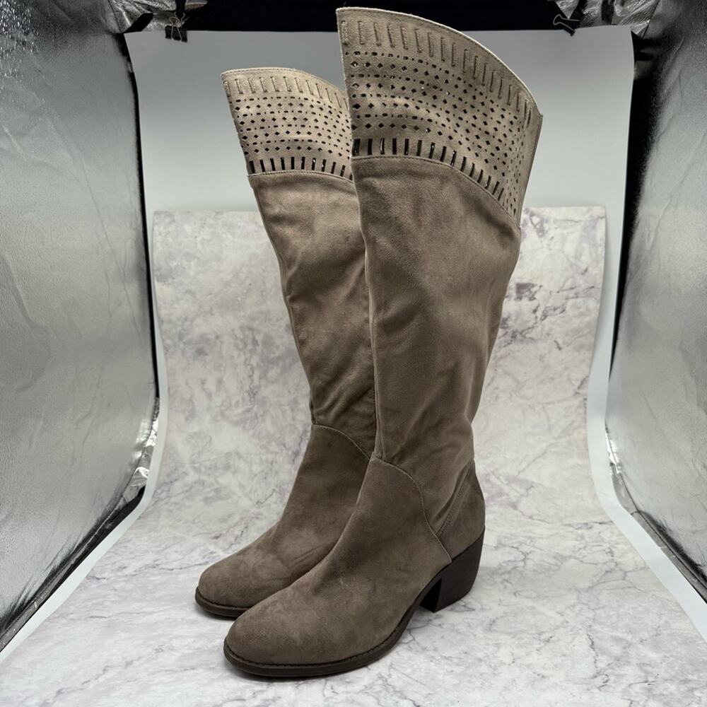 Francesca's, Tan Over the Knee Boots with Faux Suede and Chunky Heel. Size 10.